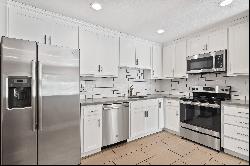 Charming Remodeled Condominium in Prime Location 