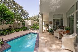 Highland Park Condo with Private Pool