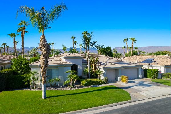 Amazing Location Pool Home in Indian Wells