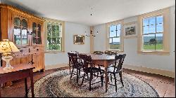 18th Century Stunner in Picturesque Tyringham Valley