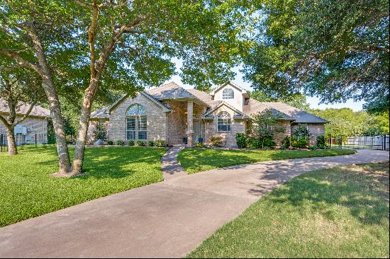 10125 Rolling Hills Court,Benbrook, TX, 76126