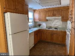 236 Marblehead Lane Unit B, Jamesburg NJ 08831