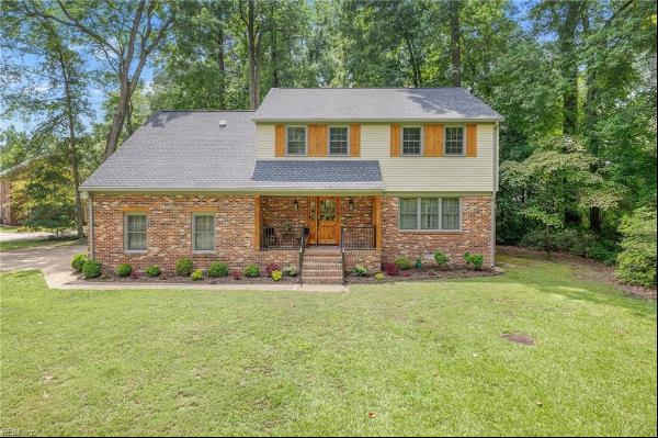 105 Le Roy Drive, Yorktown VA 23692