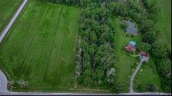 7700 Salt Road, Clarence NY 14032