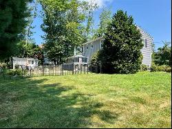 2 Carlo Court, Cranston RI 02921