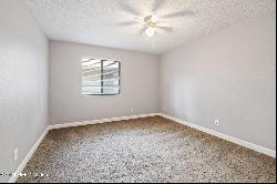 1800 Park Avenue Unit 350, Orange Park FL 32073