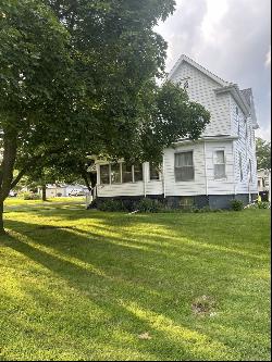 402 E Cherry Street, Leroy IL 61752