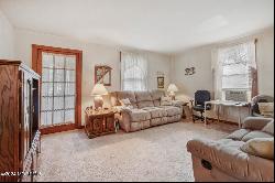 186 Cottrell Road, Matawan NJ 07747