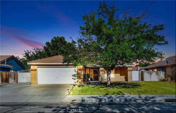 44232 62nd Street W, Lancaster CA 93536