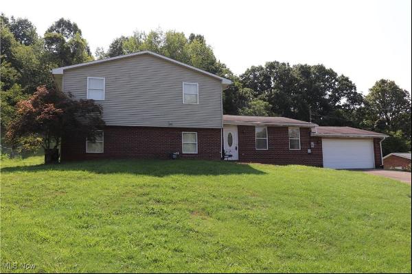 127 Rauch Drive, Marietta OH 45750