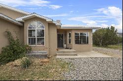 9 W Camino Fresca, Ojo Caliente NM 87549