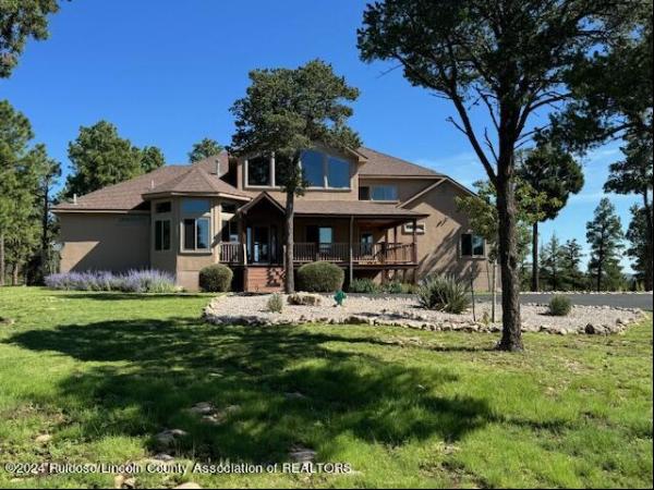 121 Merlyn Drive, Ruidoso NM 88345