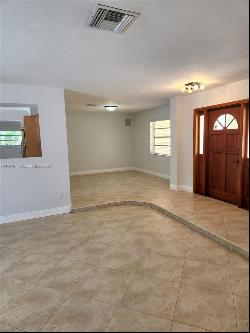 17494 SW 82 Ct, Palmetto Bay FL 33157