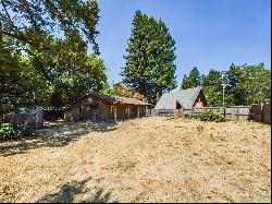 10 Whittmore Avenue, Redway CA 95560