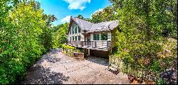 1258 Black Forest Drive West, Hermann MO 65041