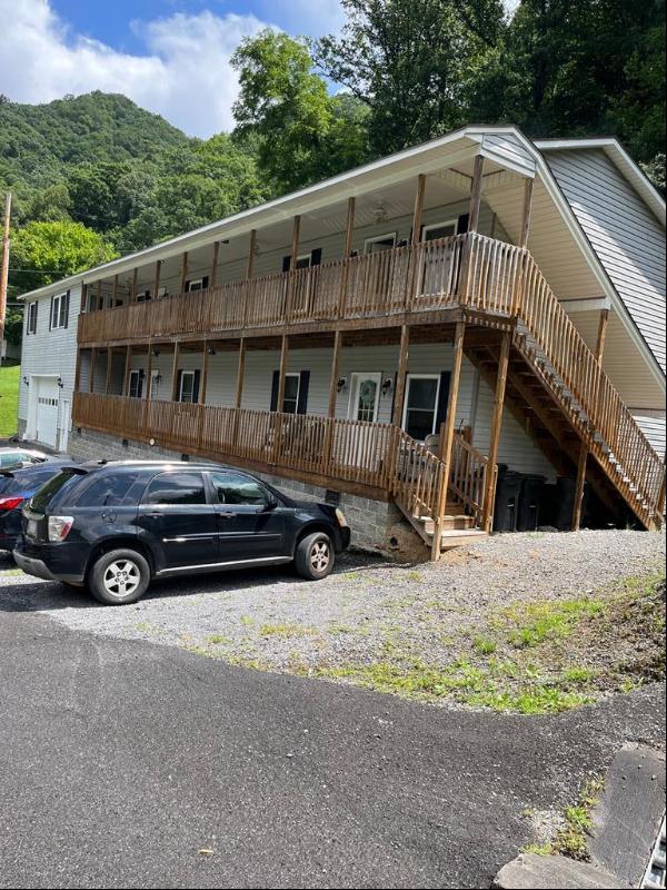 1190 Allegheny Road, Grundy VA 24614