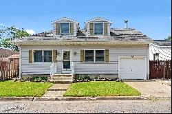 818 5th Street, Union Beach NJ 07735