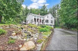 19 Simmons Brook Dr, Westfield MA 01085