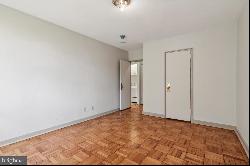 2601 Pennsylvania Avenue Unit 433, Philadelphia PA 19130