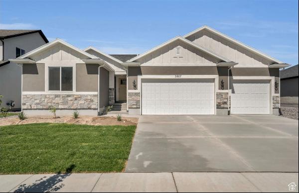 3867 N CHAPMAN DR, Eagle Mountain UT 84005