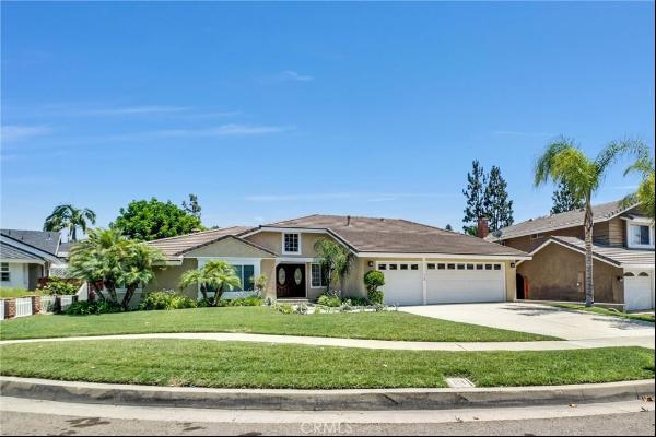 1725 N Williamsburg Street, Orange CA 92867