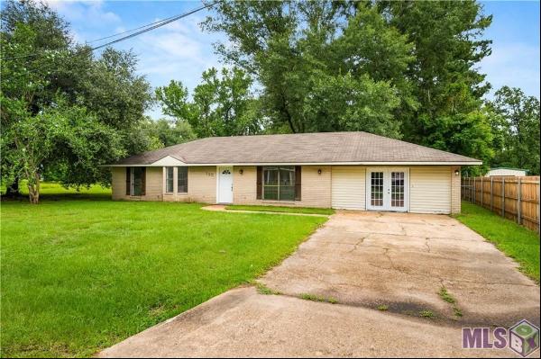 110 W NORTH Loop, Oakdale LA 71463