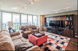 400 E RANDOLPH Street #2019, Chicago IL 60601