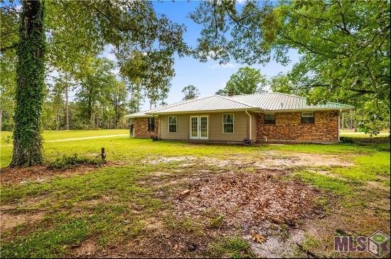 2133 HWY 121 Highway, Hineston LA 71438