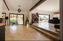 NEAR LE SOLER : DETACHED SINGLE-STOREY VILLA WITH SWIMMING POOL