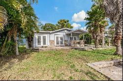 9 Grace Street, Crystal Beach FL 34681