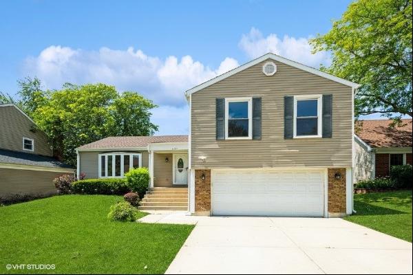 634 Primrose Lane, Schaumburg IL 60194