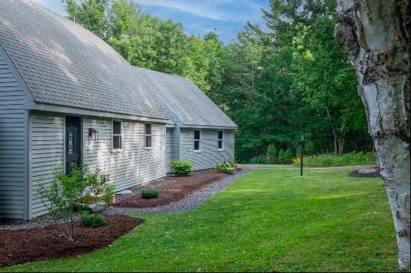 6 Dodge Mountain Road, Rockland ME 04841