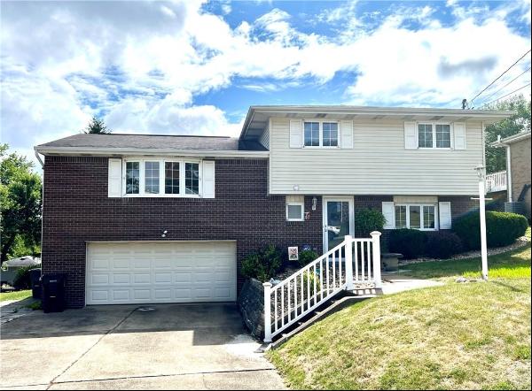 415 Jeffreys Drive, Elizabeth Twp/Boro PA 15037