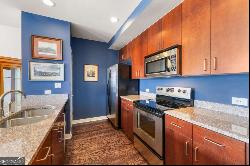 565 Peachtree Street NE #1509, Atlanta GA 30308