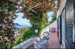 Charming villa with panoramic view of Aragonese Castle