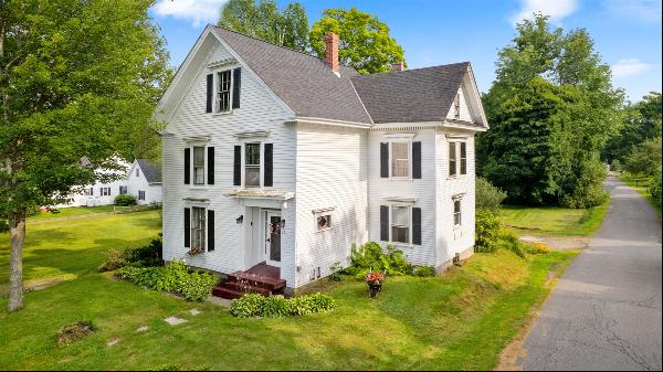 29 Summer Street, Hampden ME 04444