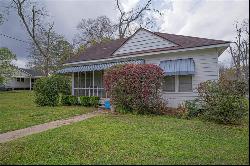 319 N 12TH Street, Oakdale LA 71463