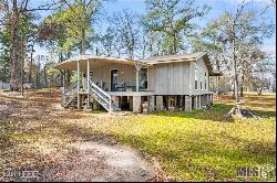 568 HOG ISLAND Road, Dry Prong LA 71423