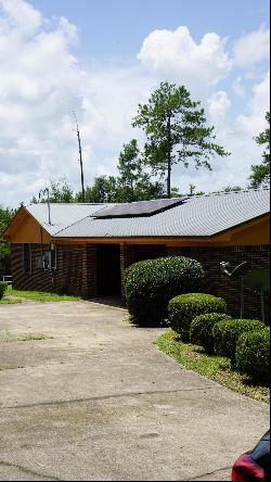 891 Dorsey Avenue, Defuniak Springs FL 32435