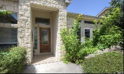 2646 FAIRWOOD DR, New Braunfels TX 78132