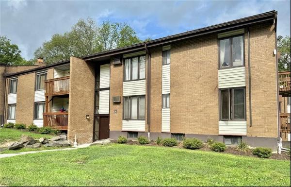 3 Hook Road #14E, Poughkeepsie NY 12601