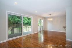 1 Woodbury Lane #1, West Hartford CT 06117