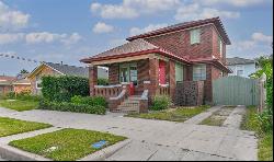 2505 37th Street, Galveston TX 77550