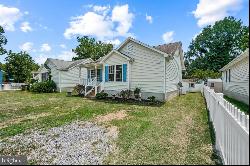 418 Lincoln Avenue, Colonial Beach VA 22443