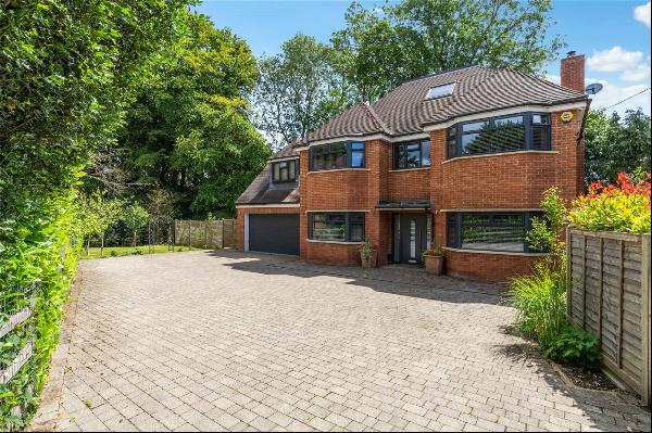 Long Park, Amersham, Buckinghamshire, HP6 5LF