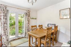 Webbs Court, Northleach, Cheltenham, Gloucestershire, GL54 3LR