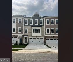 1805 Watermark Way, Essex MD 21221