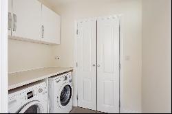 Humphris Place, Cheltenham, Gloucestershire, GL53 7FB