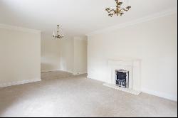 Humphris Place, Cheltenham, Gloucestershire, GL53 7FB