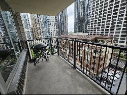 400 E Randolph Street #1229, Chicago IL 60601